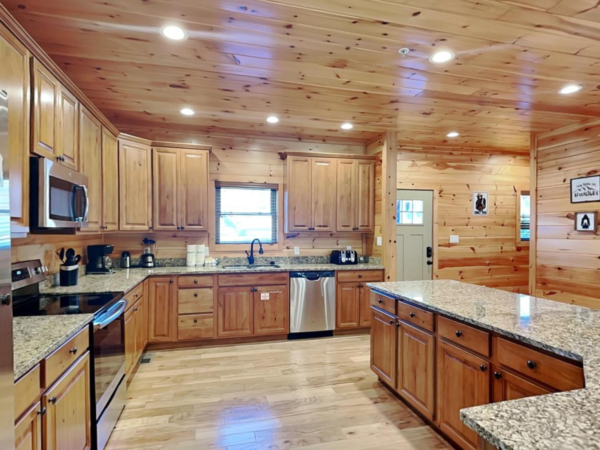 Gatlinburg Escape, 5 Bedrooms, Hot Tub, Arcade, Game Room, Sleeps 16 Exterior foto